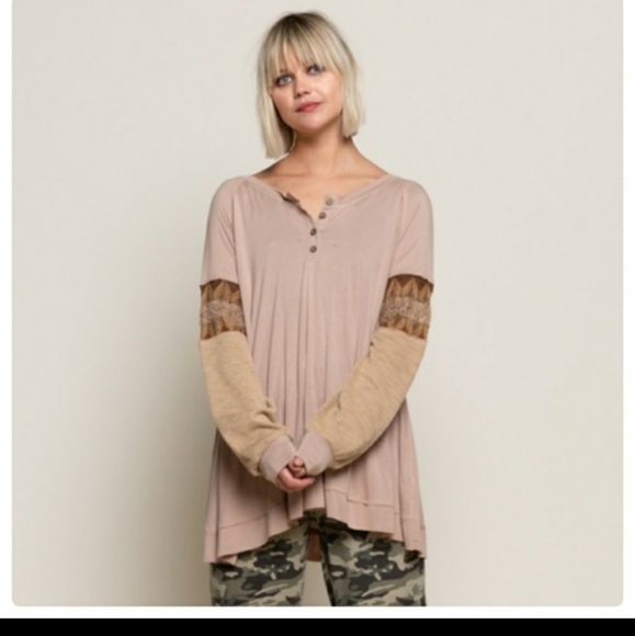 Women's POL Leave It On The Detail top - Picture 2 of 14